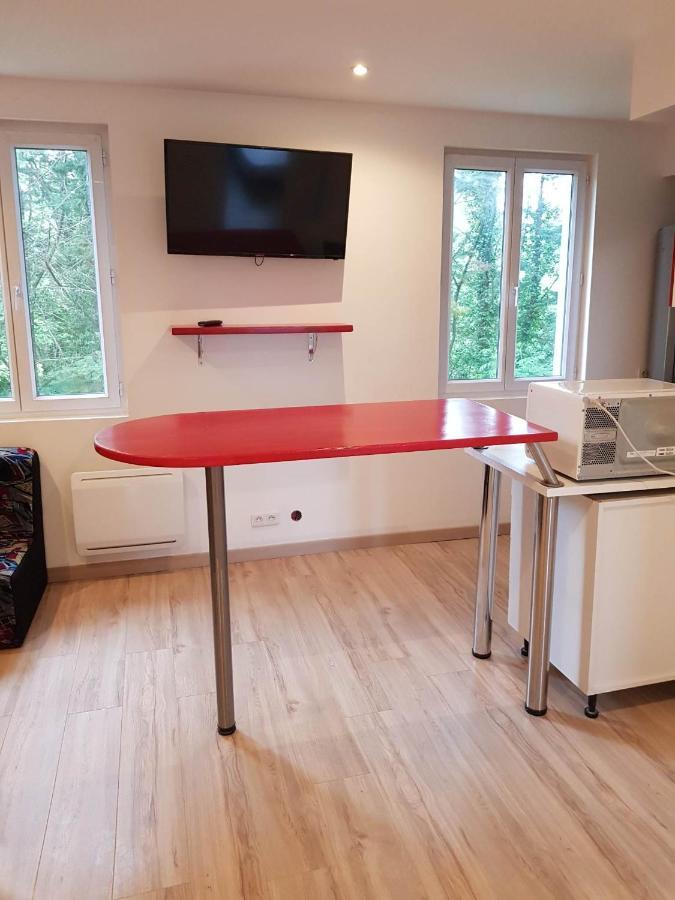 05 - Tres Joli 3 Pieces Neuf 2 Chambres, Logement Tout Equipe Pour 1 A 4 Personnes Maximum, Vue Sur Jardin Avec Parking Privatif, Grand Fourgon Possible, Tout Le Linge De Maison Est Fourni Annesse-et-Beaulieu 외부 사진