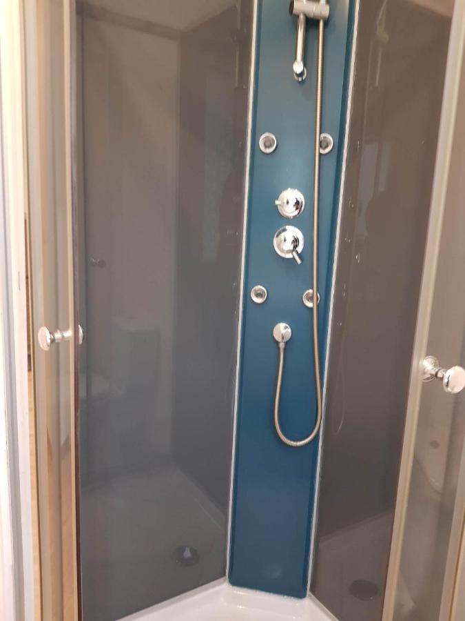 05 - Tres Joli 3 Pieces Neuf 2 Chambres, Logement Tout Equipe Pour 1 A 4 Personnes Maximum, Vue Sur Jardin Avec Parking Privatif, Grand Fourgon Possible, Tout Le Linge De Maison Est Fourni Annesse-et-Beaulieu 외부 사진