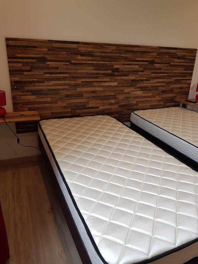 05 - Tres Joli 3 Pieces Neuf 2 Chambres, Logement Tout Equipe Pour 1 A 4 Personnes Maximum, Vue Sur Jardin Avec Parking Privatif, Grand Fourgon Possible, Tout Le Linge De Maison Est Fourni Annesse-et-Beaulieu 외부 사진
